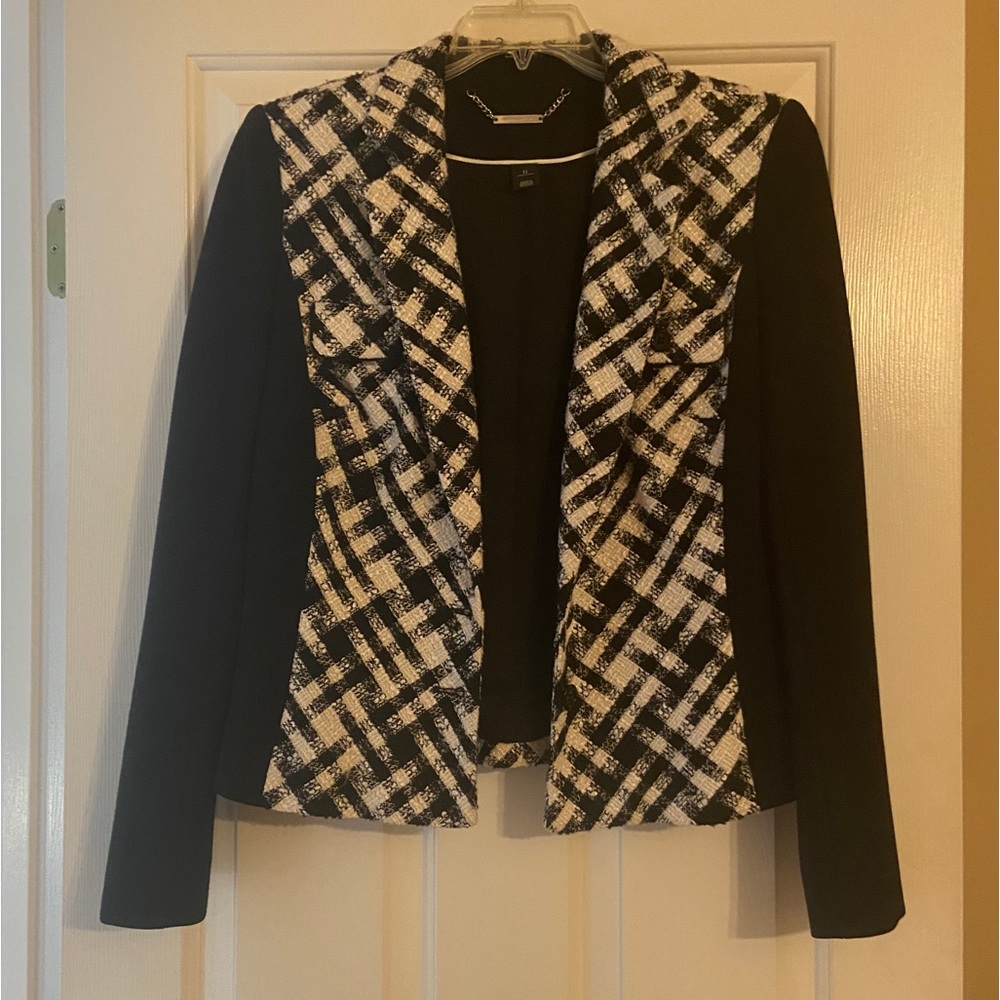 Black& white plaid blazer with black side details